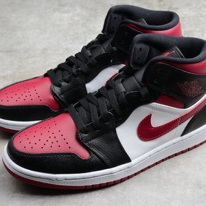Sports shoesNike Air Jordan 1 mid top basketball s